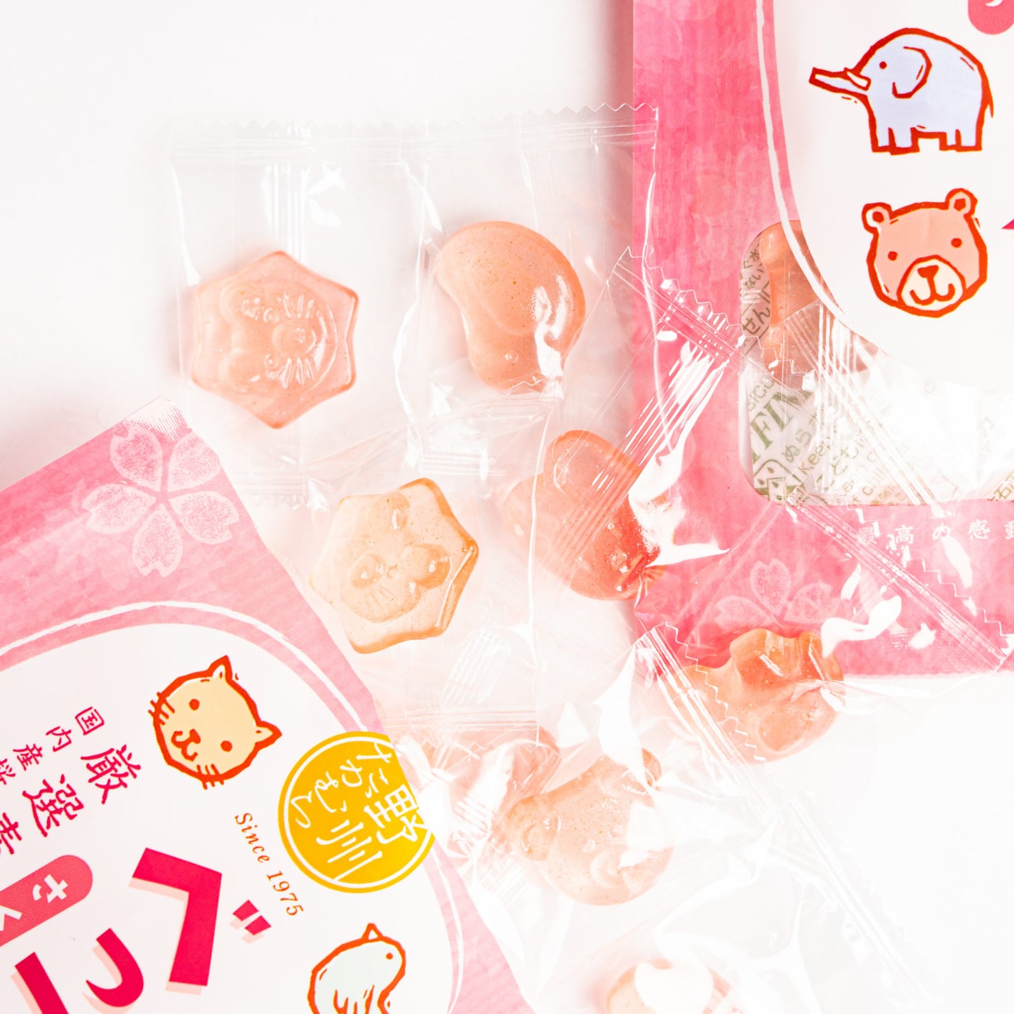 YASHU TAKAMURA Animal Bekkou Sakura / Animal Shaped Hard Candy Sakura Flavour / Cukierki o smaku sakury 65 g