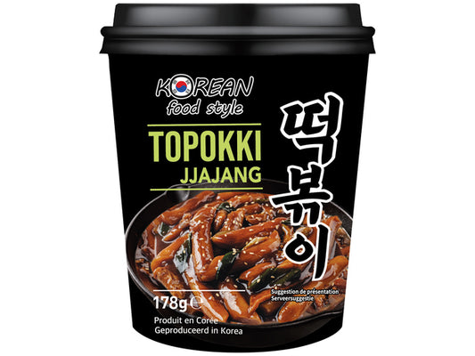 KOREAN FOOD STYLE Topokki Jjajang 170 g / Topokki Rice Cake Black Bean / Kluski ryżowe w koreańskim sosie z czarnej fasoli (jjajang)