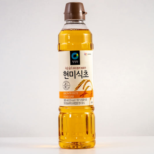 CJW Brown rice vinegar / Ocet z brązowego ryżu 900 ml