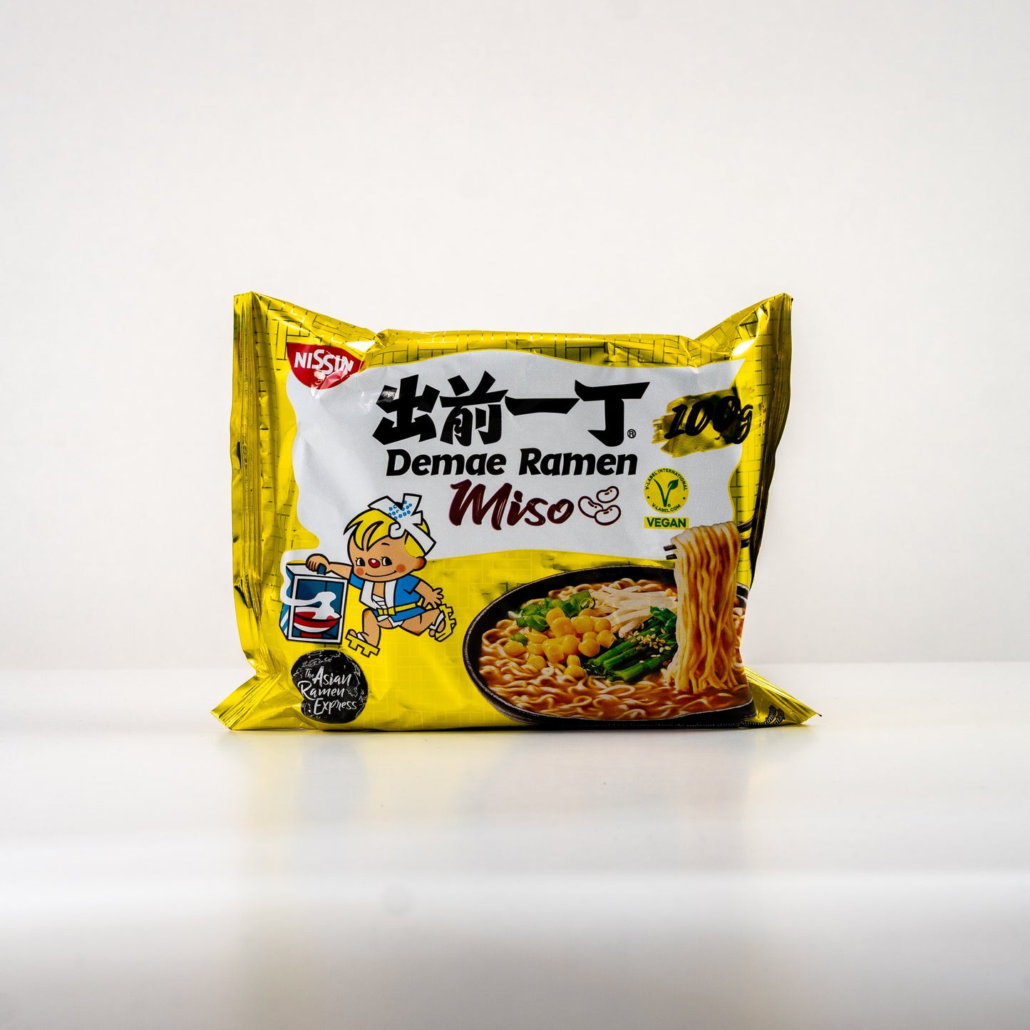 NISSIN Demae Ramen Miso / Makaron instant o smaku miso (produkt wegański) 100 g