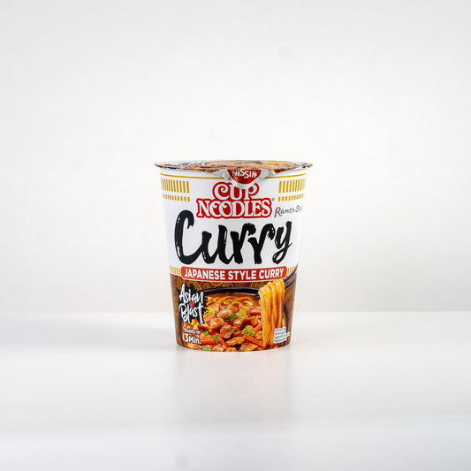 NISSIN Cup Noodles Japanese Style Curry Ramen / Zupa Ramen w kubku Curry 67 g