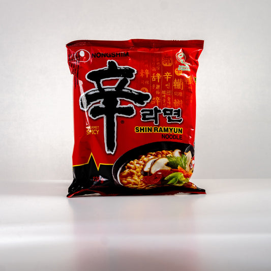 NONGSHIM Shin Ramyun Spicy / Zupa instant Shin Ramyun Ostra 120 g
